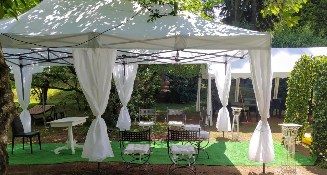 "La Selvetta" Bed And Breakfast Buguggiate Luaran gambar