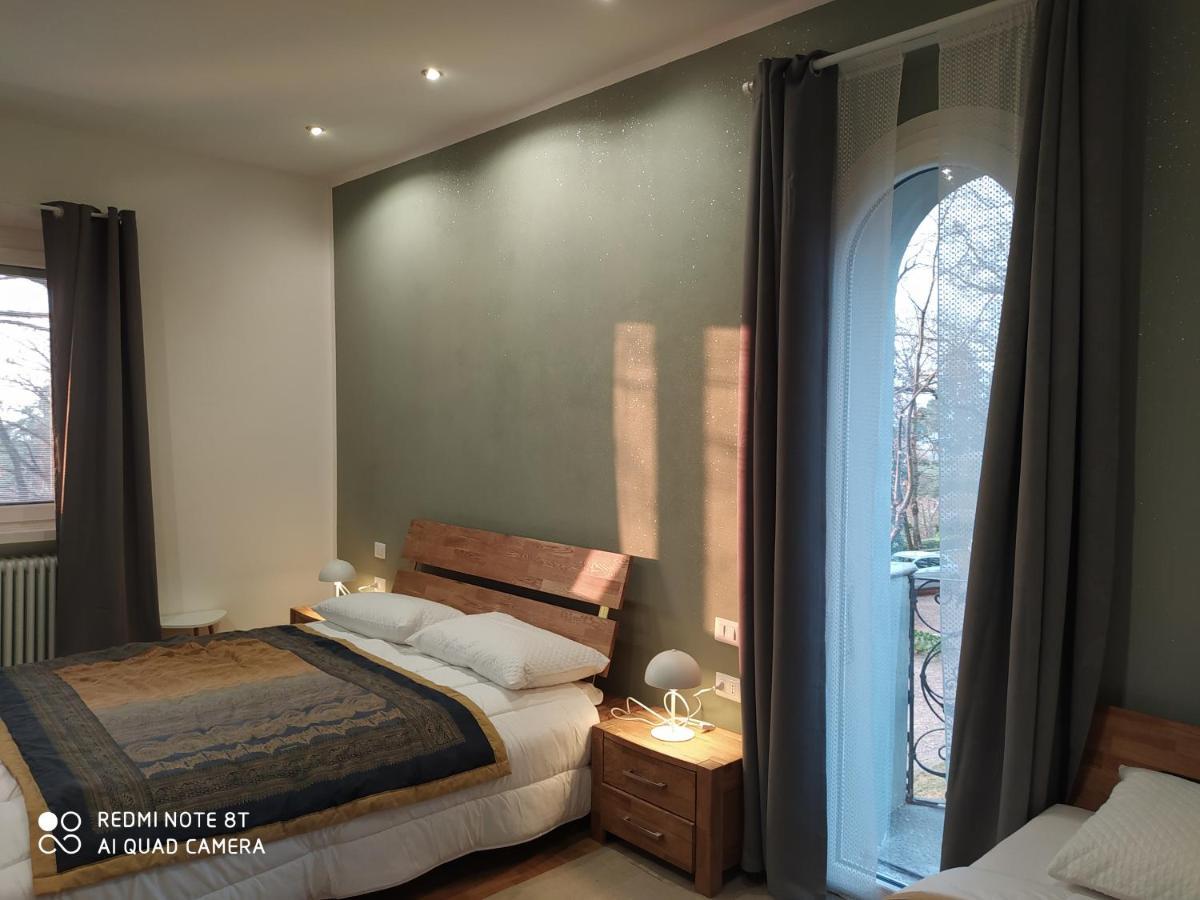 "La Selvetta" Bed And Breakfast Buguggiate Luaran gambar