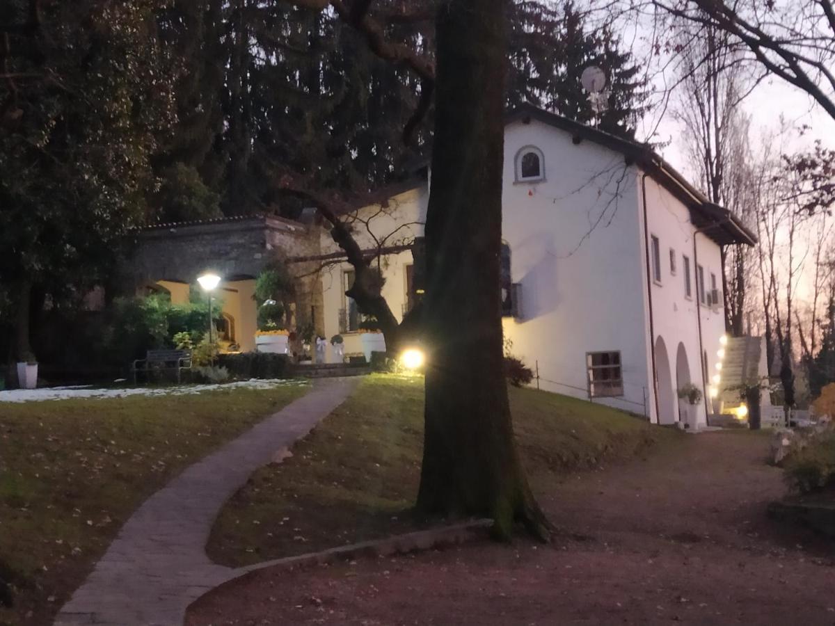 "La Selvetta" Bed And Breakfast Buguggiate Luaran gambar